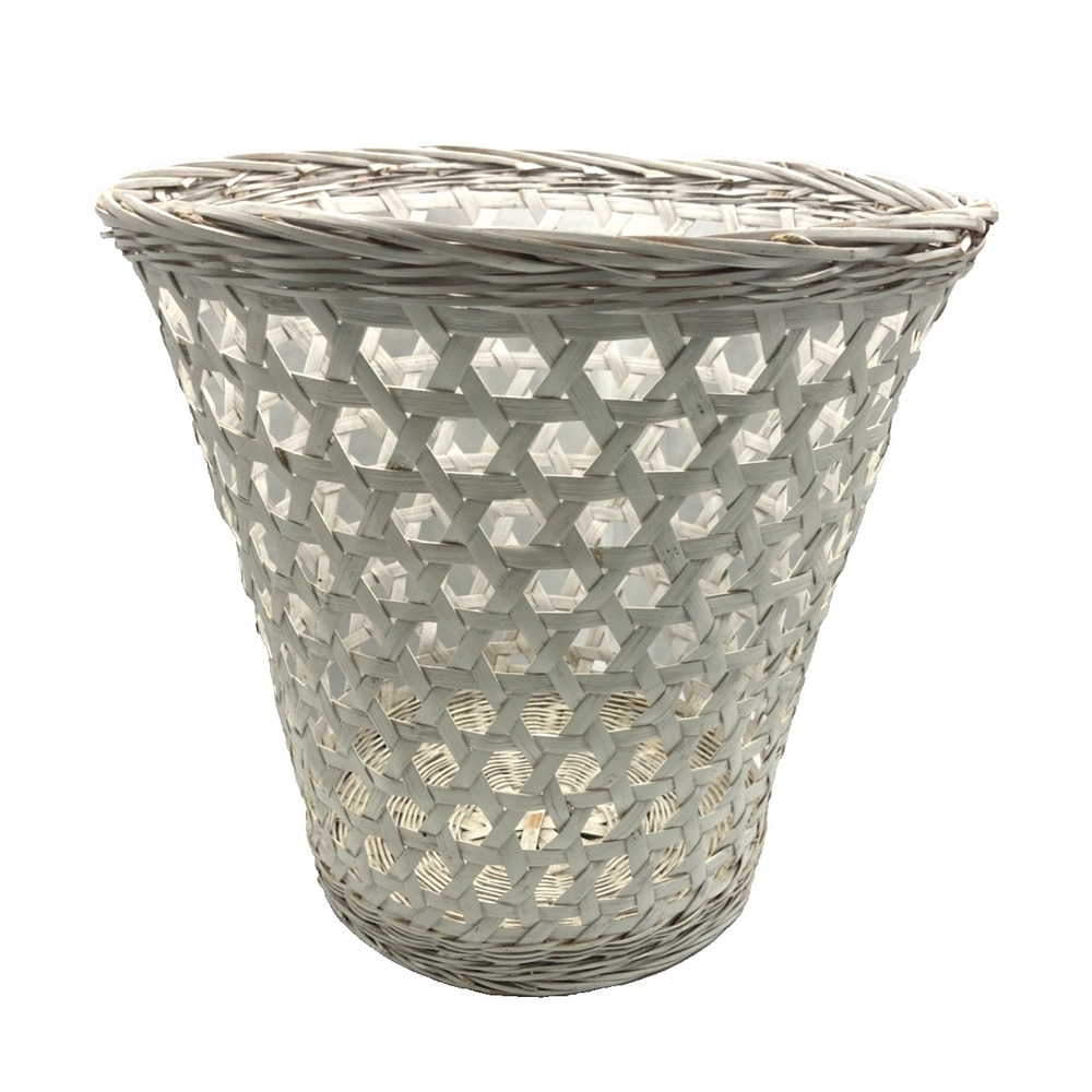 Vtg White Wicker Rattan Wastebasket Trash Can Bathroom Bedroom Cottage Boho